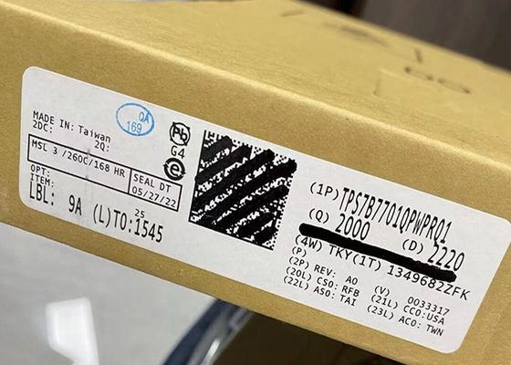 Автомобильные одиночное TPS7B7701QPWPRQ1 и двойной - антенна LDO канала с настоящим чувством