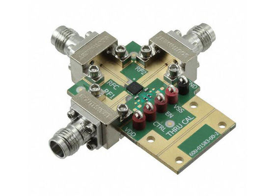 ADRF5021-EVALZ Встроенные решения ADRF5021 Силиконовый выключатель SPDT