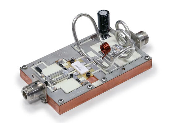 Отладочная плата для встроенных решений MRFX600H-88MHZ с ВЧ-мощными LDMOS-транзисторами для диапазона 87,5 МГц - 108 МГц