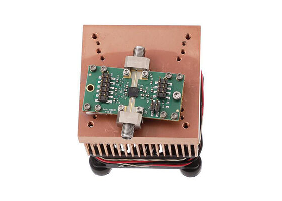 QPA4536EVB Встроенные решения 2Вт К-диапазонные панели оценки усилителей мощности