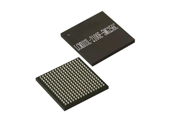 FPGA откалывает вентильную матрицу 256-CSFBGA поля LCMXO3L-2100E-5MG256C MachXO3 Programmable