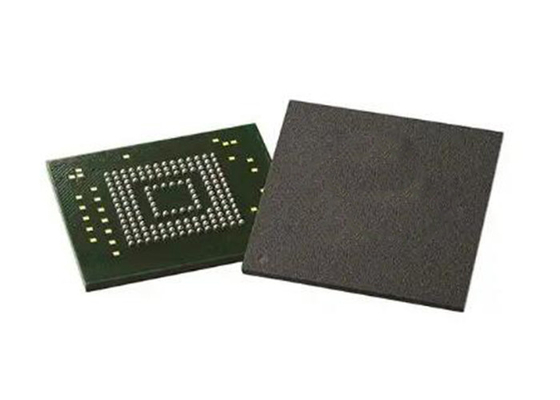 Память IC интерфейса 153-VFBGA eMMC 5,1 обломока IS21TF64G-JCLI 512Gbit интегральной схемаы