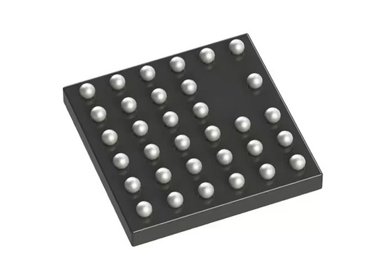 Система NRF52811-CAAA-B-R7 на приемопередатчике IC обломока 2.4GHz 33-UFBGA