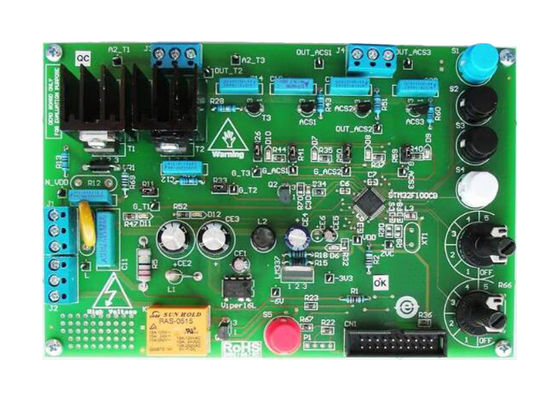 STEVAL-IHT005V2 Доска демонстрации встроенных решений STM32F100 ACS/Triac Control