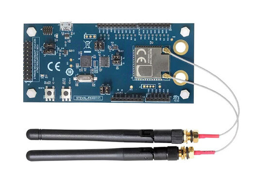 Отладочная плата STEVAL-FKI001V1 для встраиваемых решений с двумя радиомодулями: Bluetooth Low Energy и Sub-1GHz
