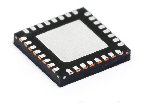 Держатель IC 16/32-Bit 10MHz 32KB микроконтроллера 32-WFQFN ADUC7061BCPZ32 поверхностный