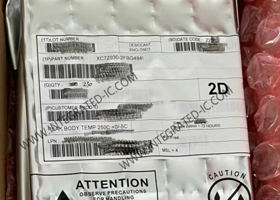 IC интегрированный 800MHz XC7Z030-2FBG484I врезал - систему на пакете обломока 484-FCBGA